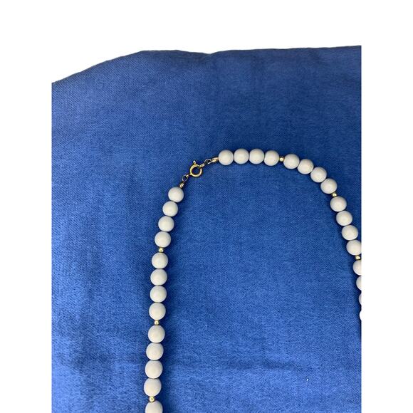 Gray Necklace 16 Inch Crescent Statement 1980s Goldtone Spacers Lightweight - Picture 10 of 12